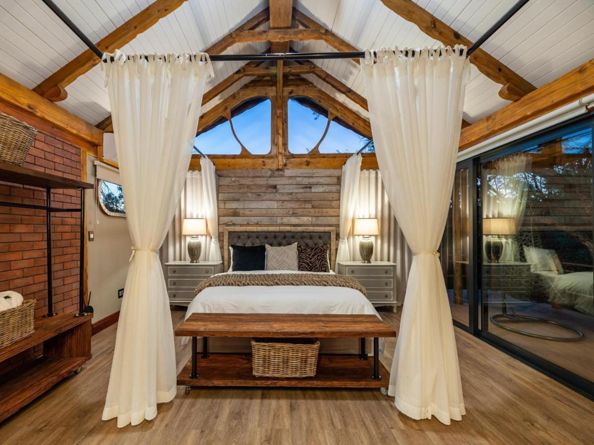 Mont Eco Game Reserve Montagu Bilik gambar